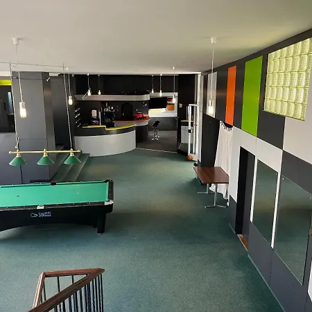 Hotel Manuela Ifjusagi *