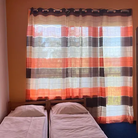 Manuela Ifjusagi Hotel