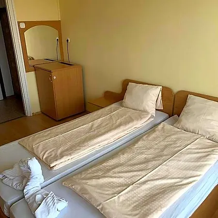 Hotel Manuela Ifjusagi Szallashely Balatonfüred